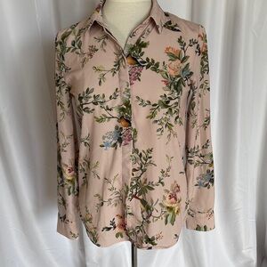 H&M pink floral button up blouse / size 4